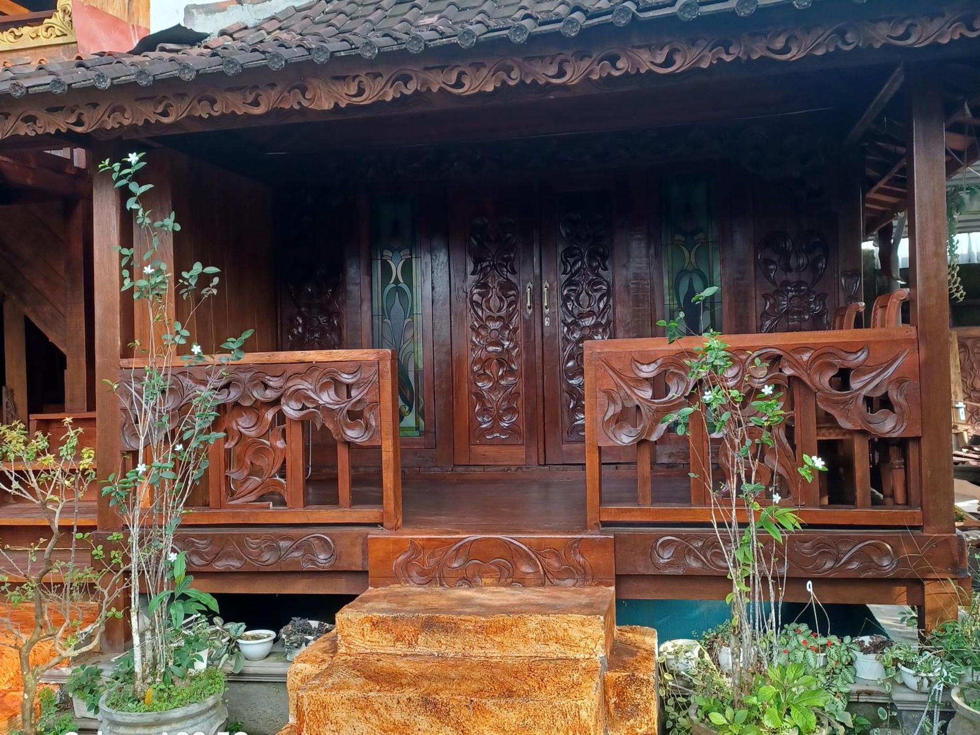 Bujak Permai Villa Matahari Lombok Ntb Praya Esterno foto
