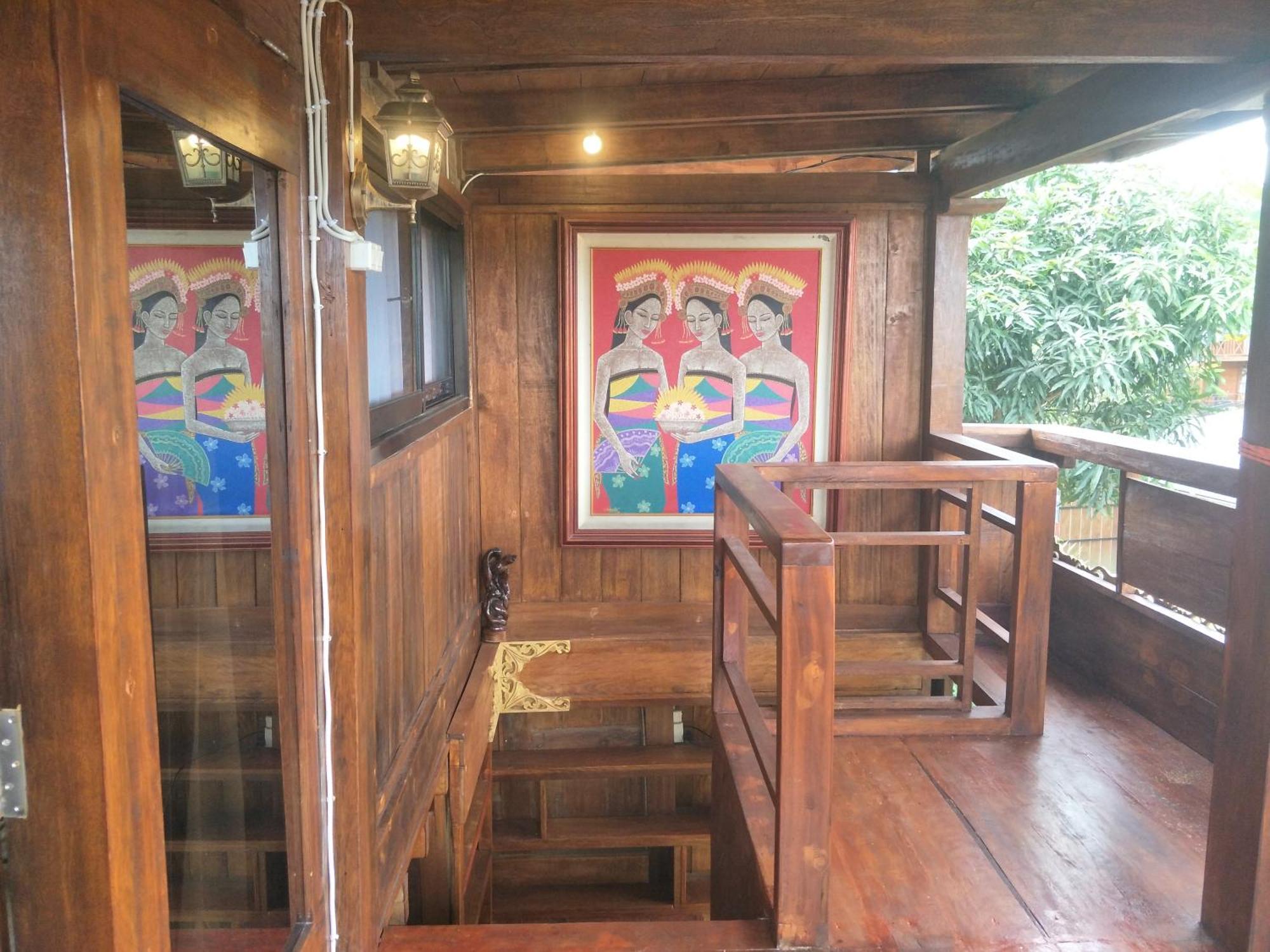 Bujak Permai Villa Matahari Lombok Ntb Praya Esterno foto